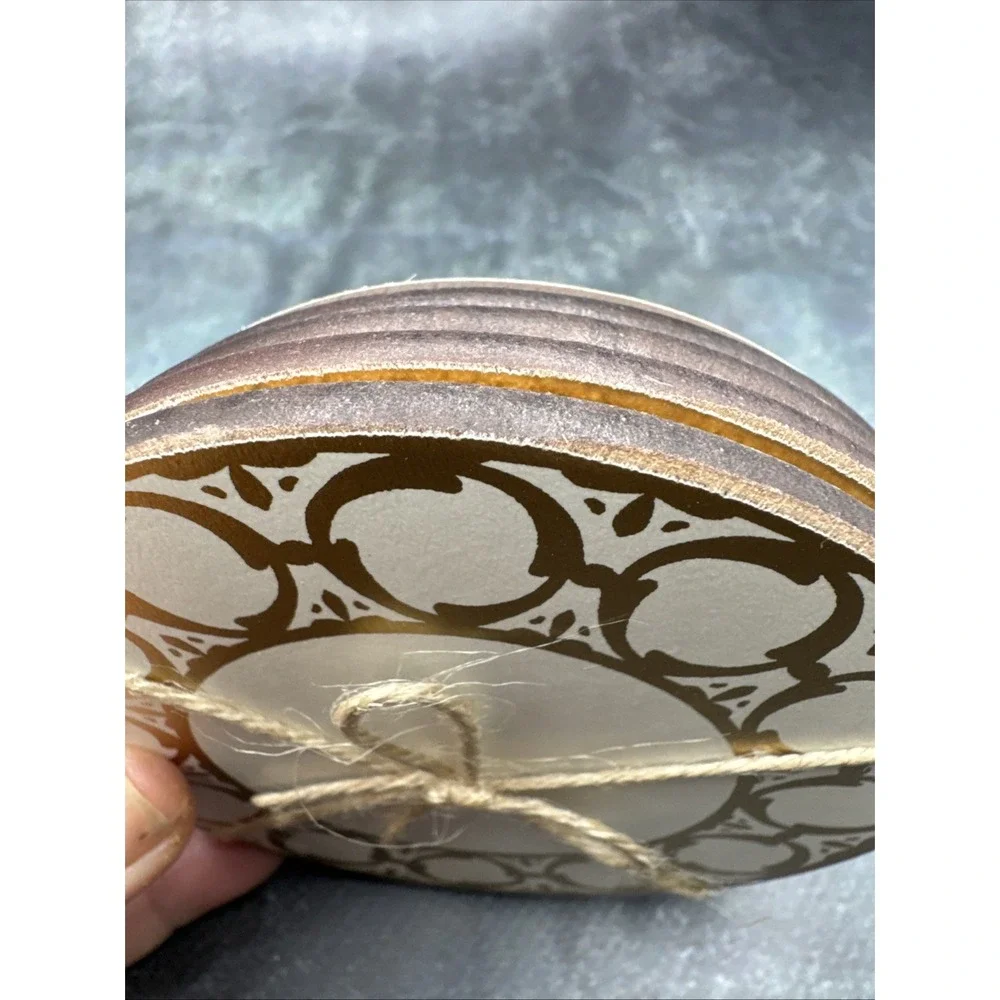 Pottery Barn Drink Coasters‎ Set 4 White & Gold Tile Pattern Cork Bottom Barware